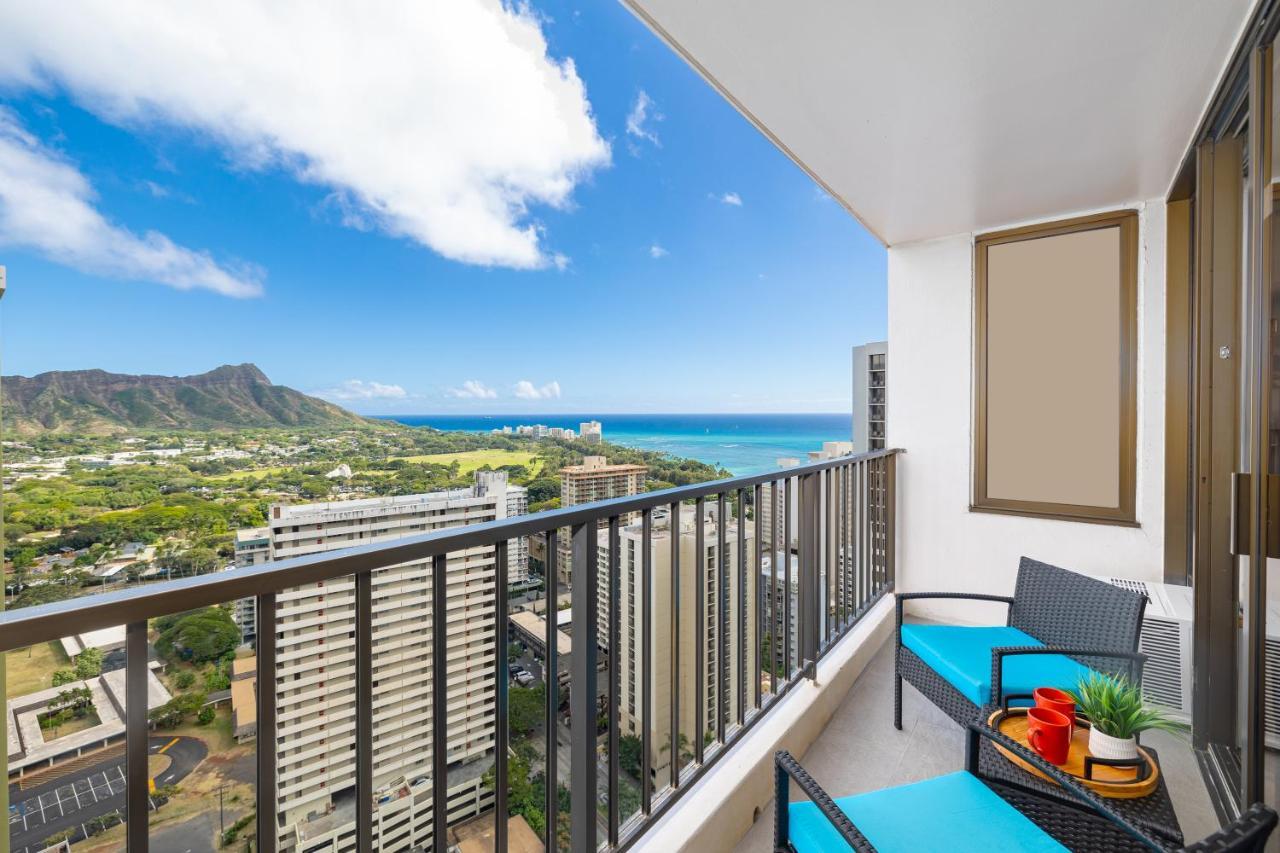 Ocean & Diamond Head Views - Near Beach - Parking! Honolulu Exterior photo