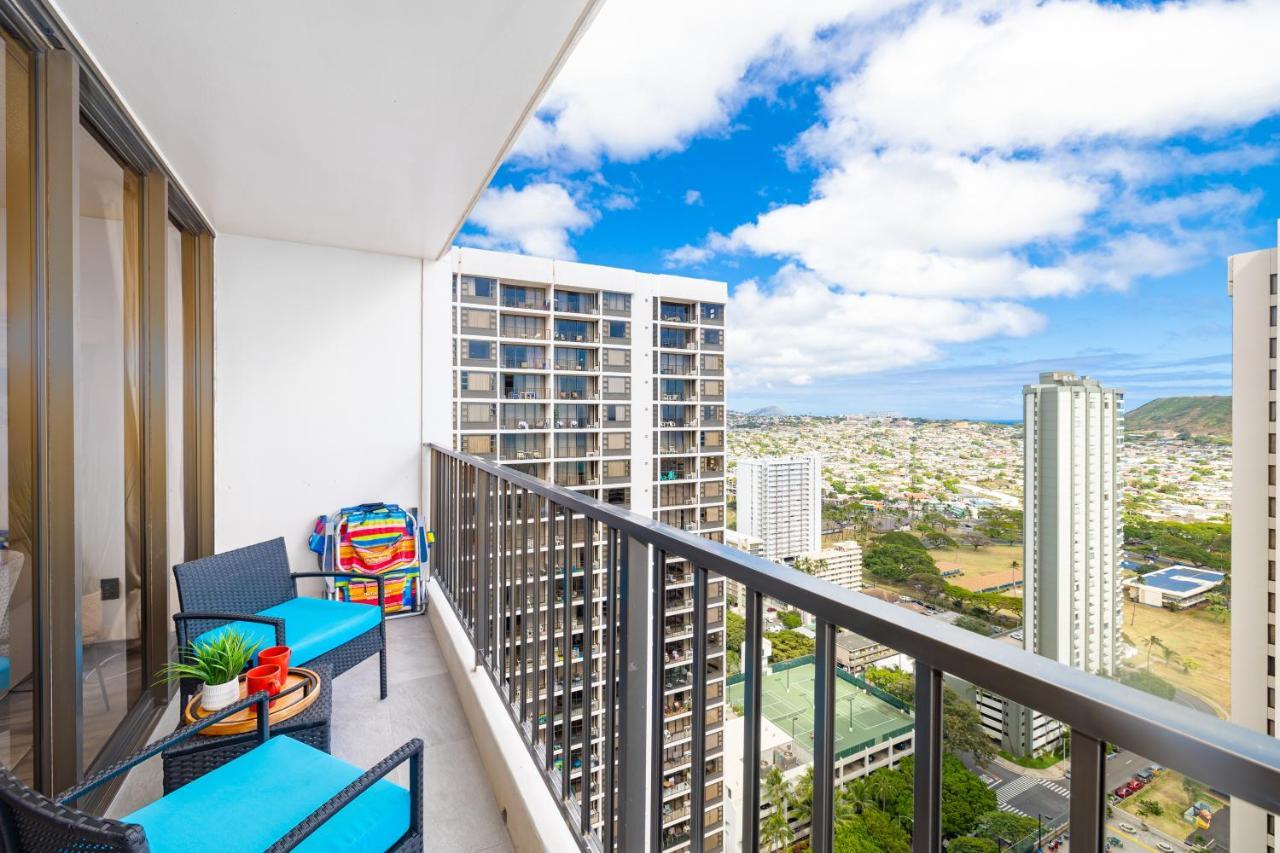 Ocean & Diamond Head Views - Near Beach - Parking! Honolulu Exterior photo